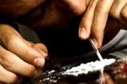 ايقاف تاجر مخدرات و ممونه بالبليدة