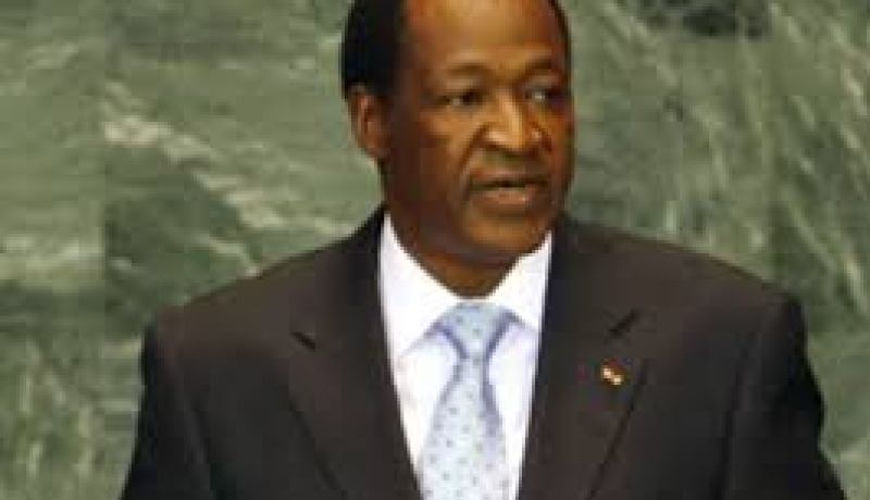 رئيس بوركينا فاسو السابق بليز كومباورى فاسو فى كوت ديفوار