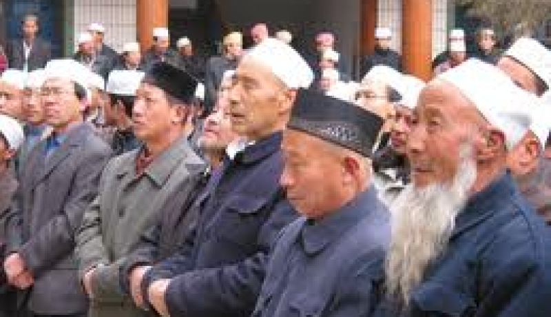 آلالاف المسلمين في هونغ كونغ يحتجون على الفيلم المسئ للرسول والإسلام