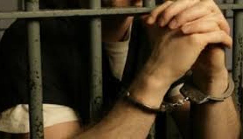 سبعون عائلة تطالب بالافراج عن ذويها المساجين السياسيين