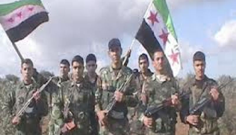 انشقاق عسكريين سوريين نظاميين والتحاقهم بالحر