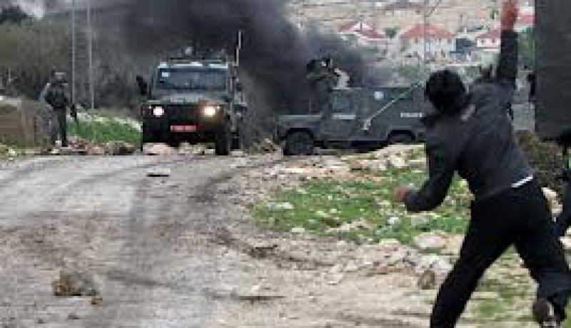 اصابة فتى فلسطيني بجروح خطرة برصاص الجيش الإسرائيلي في الضفة الغربية