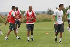 الخضر يجرون حصة استرجاع, قادير وتجار يتدربان على انفراد