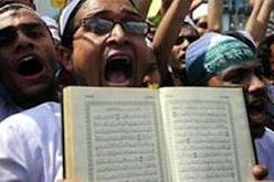 اعتقال رجل دين بباكستان بتهمة تلفيق تهمة حرق المصحف لمسيحية