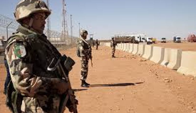 توقيف خمسة مهاجرين غير شرعيين بمنطقة الدبداب الحدودية