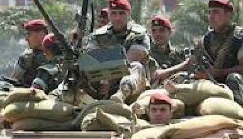 الجيش اللبنانى يضبط سيارة محملة بكمية كبيرة من المتفجرات