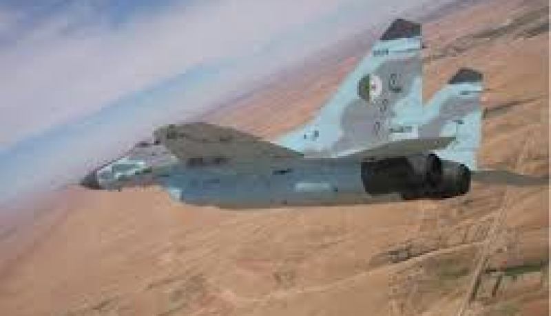 العثور على قائد الطائرة العسكرية التي سقطت في تيارت