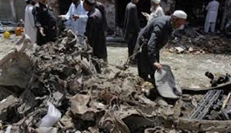 إصابة 3 من رجال الشرطة في هجوم بقنبلة يدوية بمدينة بيشاور الباكستانية