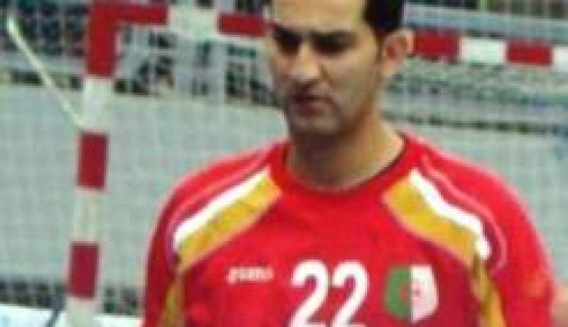 رفع العقوبة عن حارس المرمى عبد المالك سلاحجي