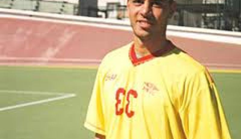 خديس يحصل على وثيقة تسريحه من نصر حسين داي