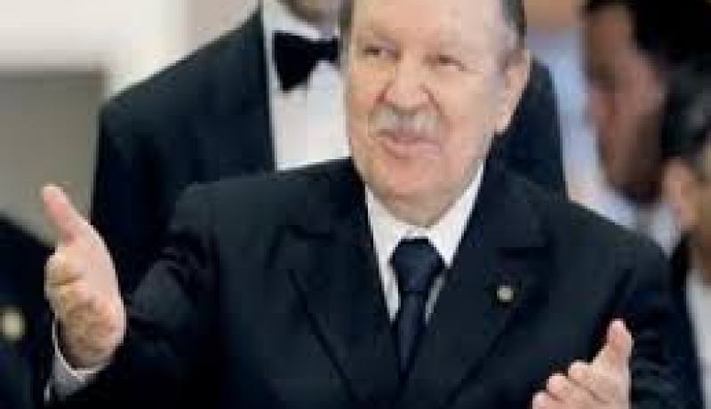 بوتفليقة يستقبل سفير رومانيا الجديد بالجزائر