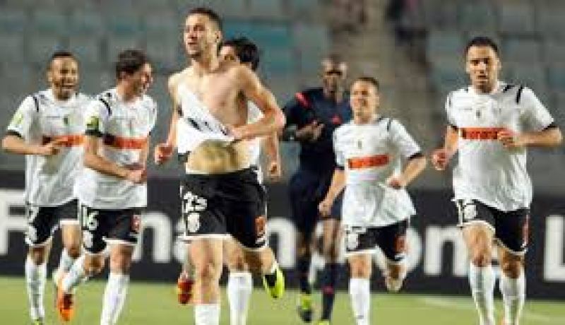 وفاق سطيف يتوج بلقب رابطة ابطال افريقيا 2014