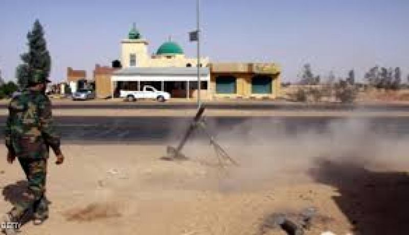 جيش ليبيا يحاصر مسلحين بقاعدة جنوبي البلاد