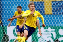 بالصور.. السويد تتجاوز سويسرا وتضمن مكانها في ربع نهائي المونديال