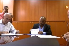 بالفيديو.. مجمع طحكوت يبرم 3 اتفاقيات تعاون مع شركاء بريطانيين في عدة مجالات