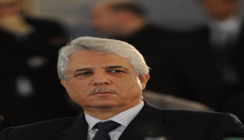 لوح يبحث عن المتقاعدين في ديدوش