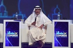 وزير الطاقة السعودي يدعو الجميع الإلتزام بتخفيضات إنتاج النفط