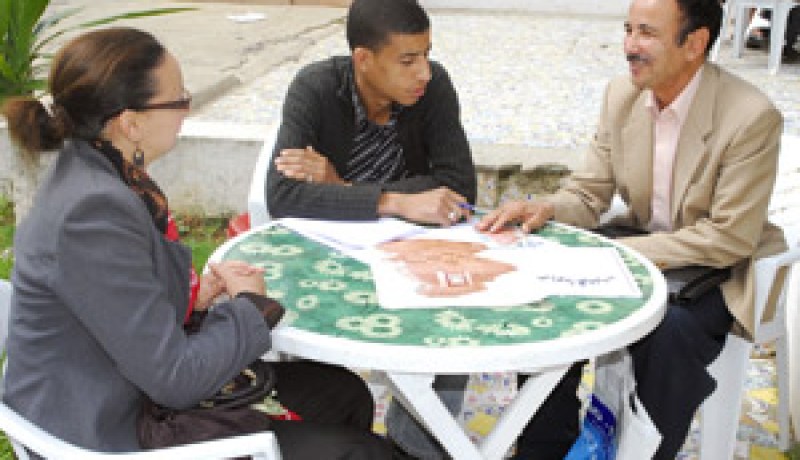 مشروع عربي يجمع بين السياسة والدبلوماسية والفن وإنشاء مدرسة خاصة “بالفن الدبلوماسي” قريبا بالجزائر ومجسمات تترجم خارطة الجزائر وأبعاد شخصية الرئيس بوتفليقة