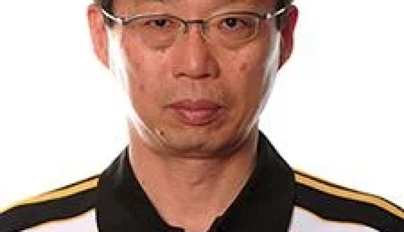 مونديال 2010: اوكادا يقطع نصف الطريق نحو الوفاء بوعده المجنون