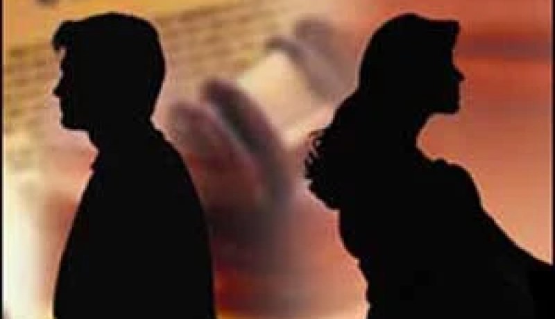 زوجتي لا تحتمل والديّ فهل أطلّقها وأرتبط بثانية
