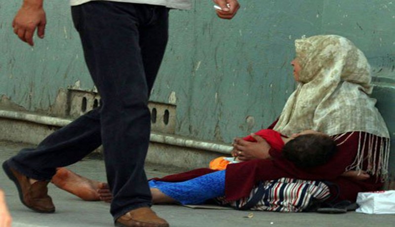 هكذا يستغل المتسولون الأطفال مجهولي النسب لاستنزاف جيوب الجزائريين
