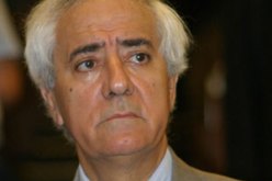 مذكرة للشراكة بين رجال الأعمال في الجزائر وباريس