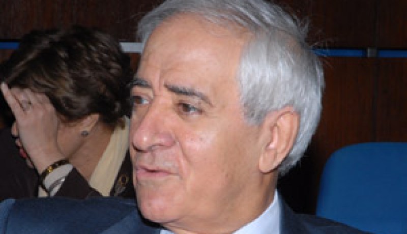 إعادة هيكلة المهيكل؟