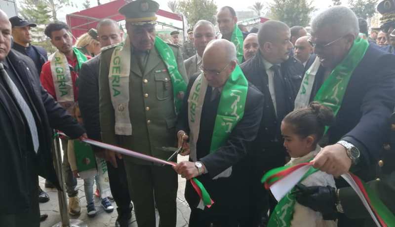 بالصور..يوسفي يحضر افتتاح الأبواب المفتوحة على الدرك الوطني بالطارف