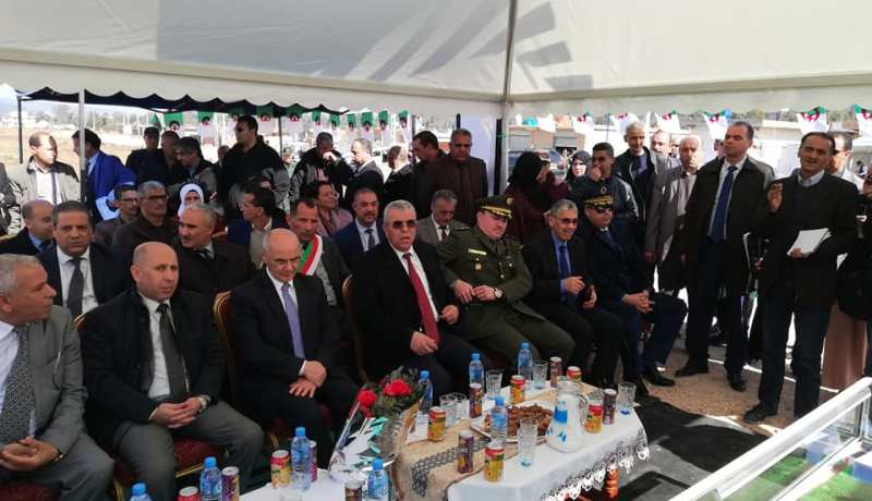يوسفي يعاين أشغال التهيئة العمرانية بالمطروحة في الطارف