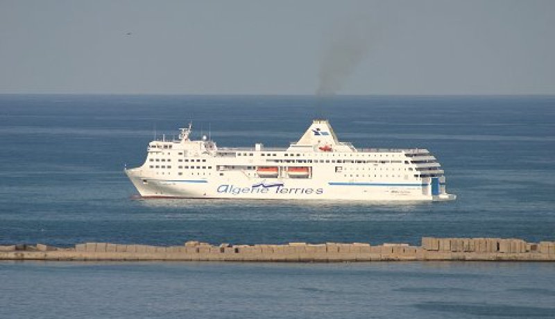 وزارة الشؤون الخارجية: الباخرة طاسيلي 2 تغادر طرابلس عائدة الى الجزائر