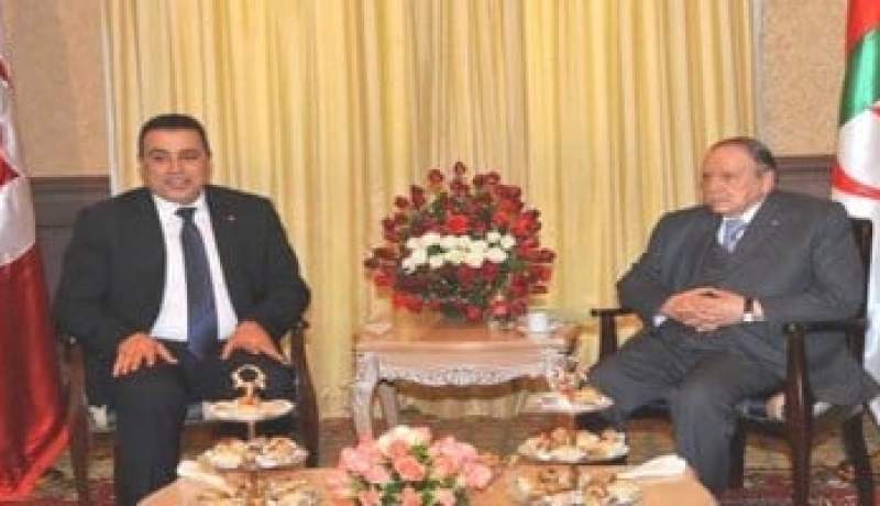الرئيس بوتفليقة يستقبل رئيس الحكومة التونسي