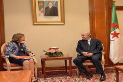 تبون يستقبل سفيرة كندا بالجزائر