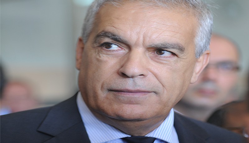 طاكسيات لنقل الرسائل والطرود البريدية