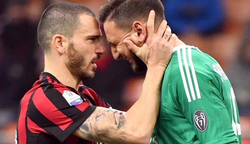 بالفيديو.. “دوناورما” يذرف الدموع بعد طلب جماهير ميلان !