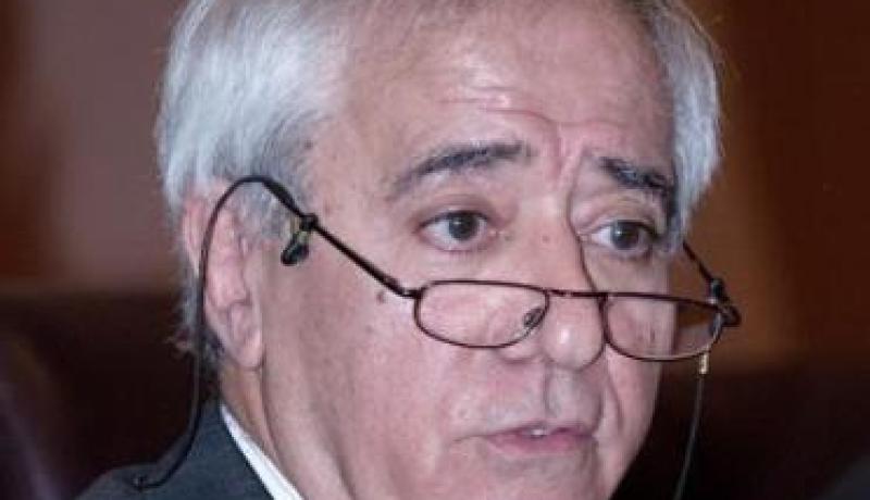 مصوغات زوجة أمين وزارة بـ2 مليار