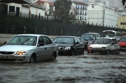 أمطار طوفانية تتسبب في قتلى وجرحى وسيناريو فيضانات 2001 قد يتكرر هذه السنة