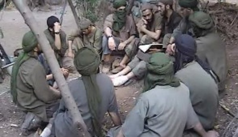 القوات المشتركة تحاصر أزيد من 15 إرهابيا في الجبال