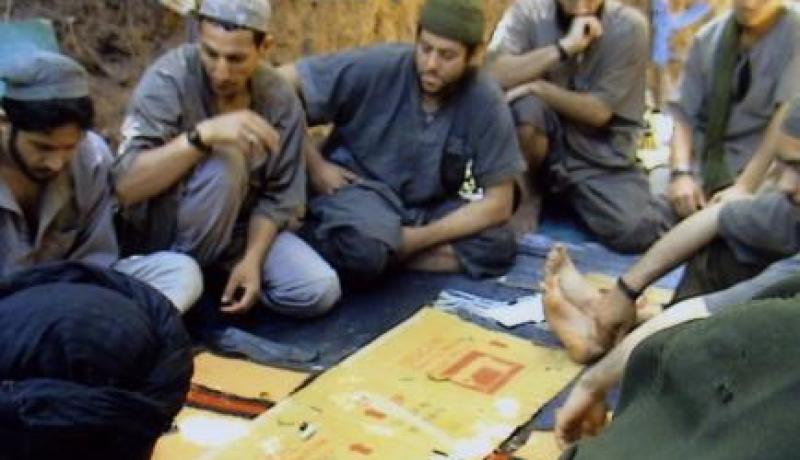 4 إرهابيين يسلمون أنفسهم في جبال سيدي علي بوناب