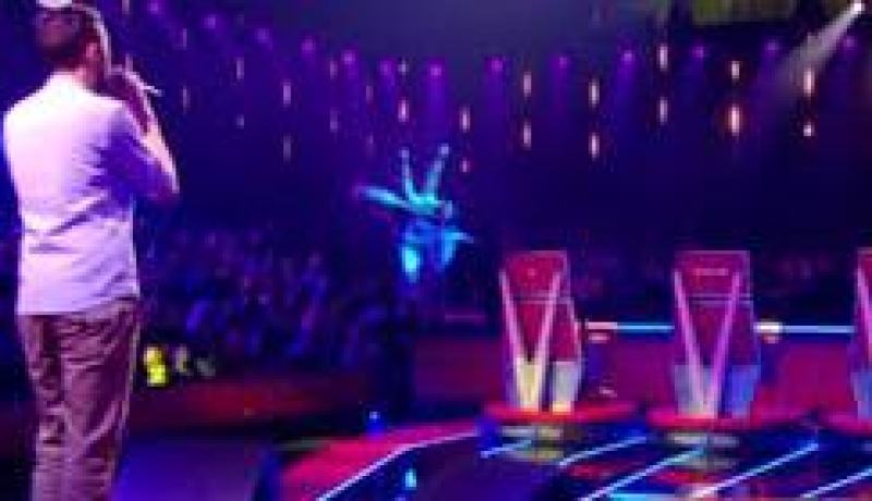 بالفيديو الأغنية الجزائرية يا الزينة في برنامج the voice البلجيكي