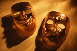 مونولوج “حياتي” لأنيس حكيم يعرض غدا بتلمسان