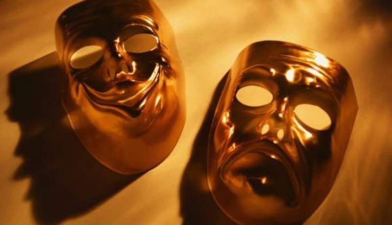 مونولوج “حياتي” لأنيس حكيم يعرض غدا بتلمسان