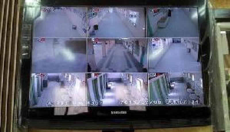 مدرسة سعودية تزرع كاميرات مراقبة في دورات المياه