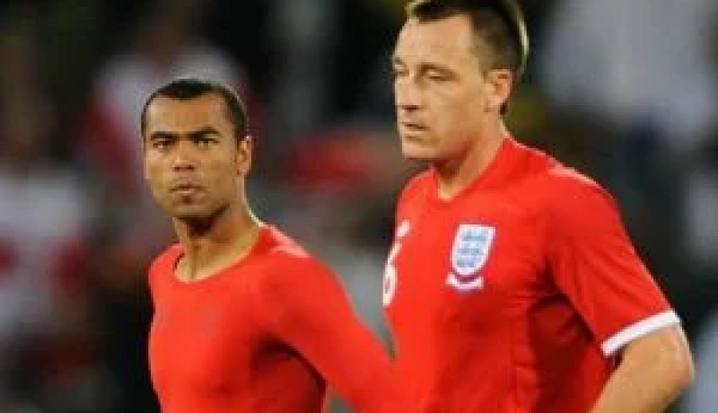 الاتحاد الإنجليزي: خروج تيري وكول من التدريبات إجراء وقائي