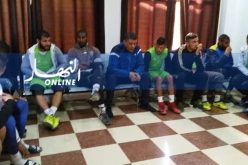 بالصور.. لاعبو “نادي تقرت” يحتجون ويرفضون التنقل لمواجهة نجم القليعة