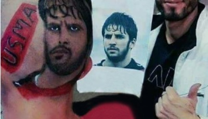 حلاق يرسم زماموش على رأس زبونه !