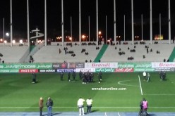 لاعبو الخضر مندهشون لغياب الأنصار أثناء تفقدهم أرضية الميدان!