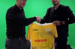 “أمعوش” يمضي رسميا مع الكناري لموسمين