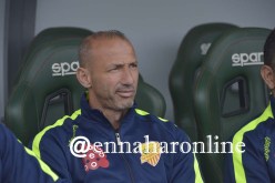 دزيري: ” ما فهمتش هذه البرمجة..ثلاث مباريات في الأسبوع بزاف” !