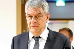 رئيس الوزراء الروماني يقدم استقالته