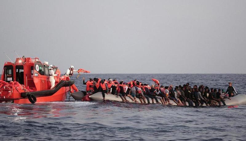 خفر السواحل الإيطالي ينقذ أكثر من 3 آلاف مهاجر